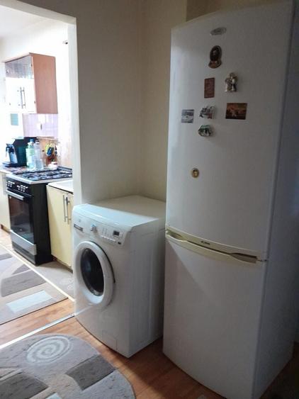 Apartament cu 3 camere decomandat în Cuzdrioara