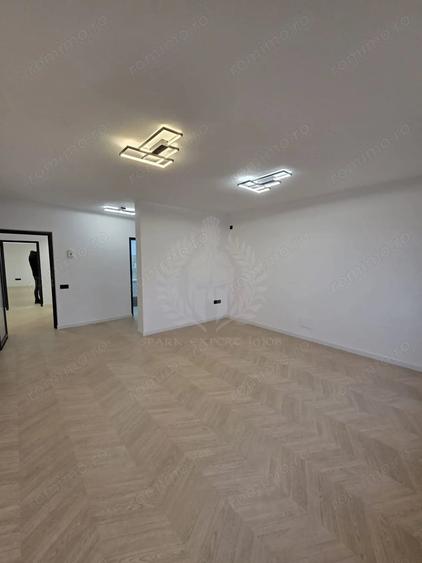 Spațiu comercial, de 200 mp, în Ultracentral
