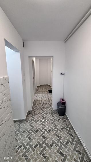 Apartament cu 3 camere decomandat în Dâmbu Pietros