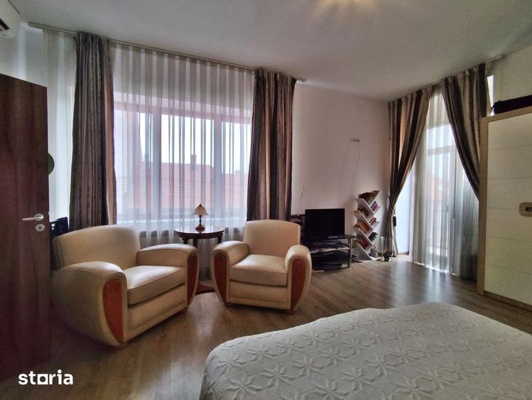 Vanzare | Apart.2 Camere | etajul 1 | langa Parcul Balcescu | Oradea - 3