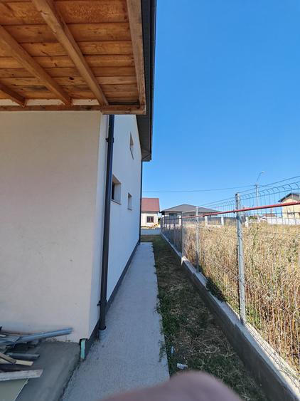 Casă individuală cu 5 camere cu Canalizare în Agigea