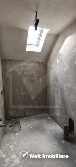 Casă individuală cu 4 camere cu Canalizare în Tureni