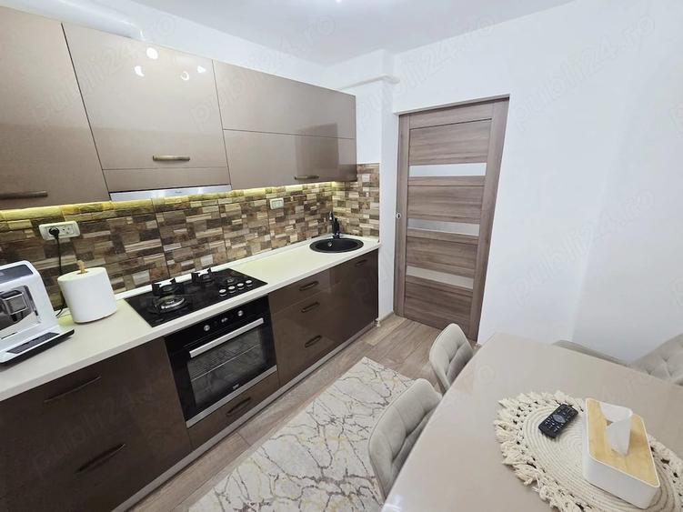 Apartament renovat mobilat si utilat la cheie Micro 21 - 8
