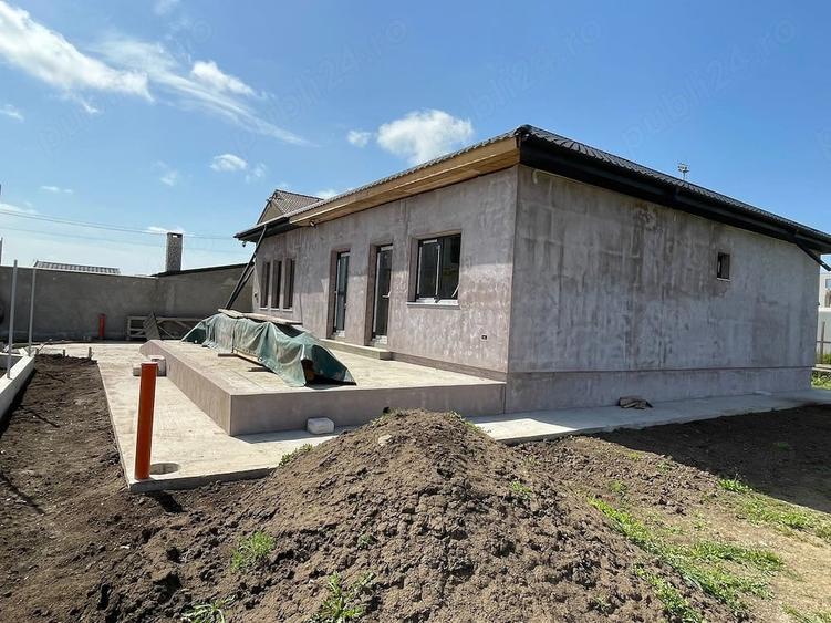 Casă cu Teren 610 Mp în Cumpăna