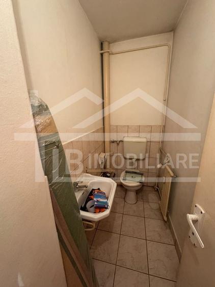 Apartament cu 3 camere, 66 mp, decomandat, Zona Fortuna - 9