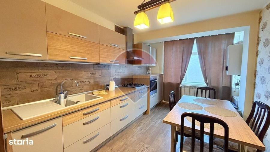 Apartament cu 3 camere în Buzaului