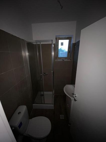 Apartament cu 3 camere decomandat în Băneasa