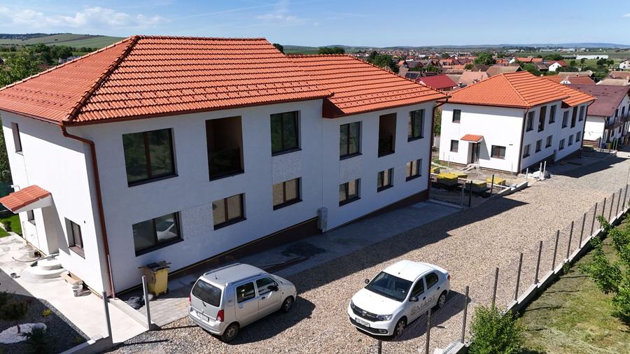 Casă cu 4 camere cu Teren 300 Mp în Șura Mică
