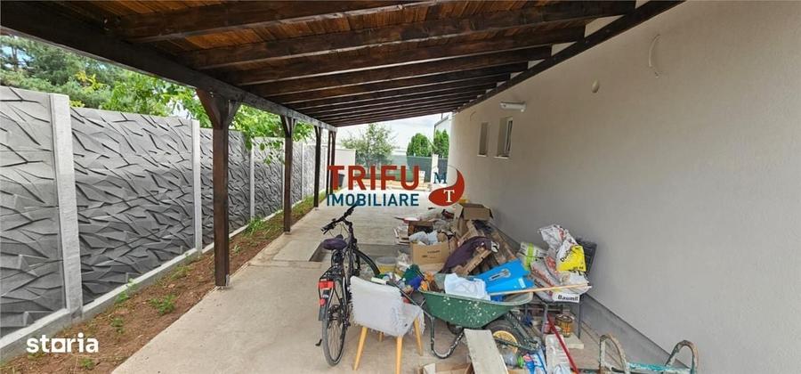 Casă cu 4 camere în Cetate