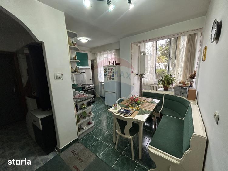 Apartament cu 3 camere în Valea Roșie
