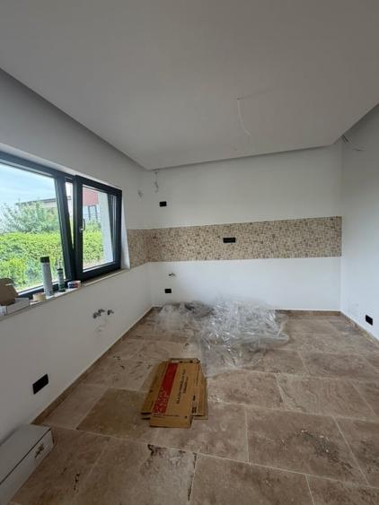 Casă individuală cu 4 camere cu Canalizare în Bragadiru