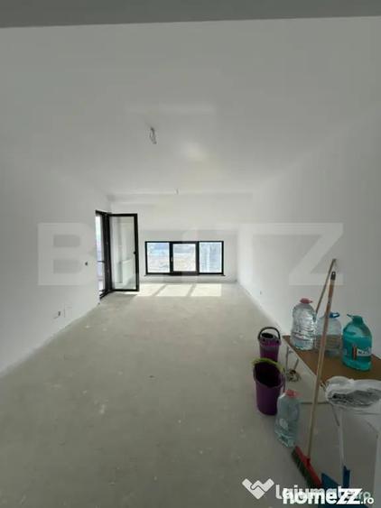 Apartament cu 3 camere decomandat în Burdujeni