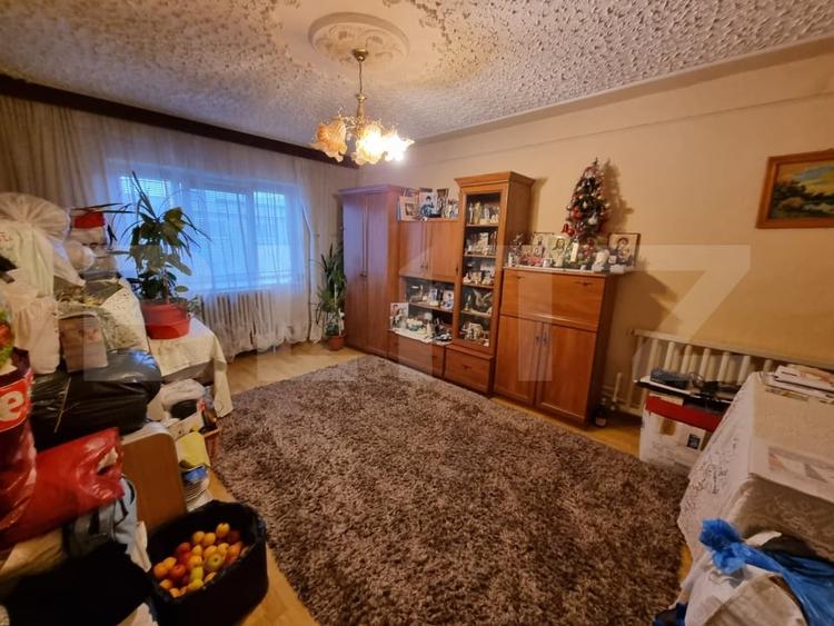 Apartament cu 2 camere decomandat în Tomești
