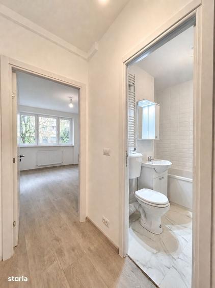 Apartament cu 3 camere în Jiului
