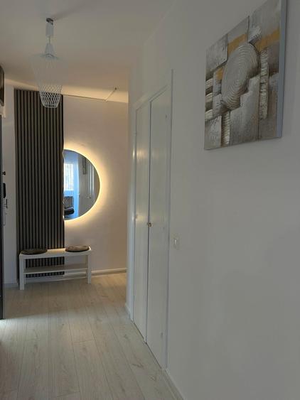 Apartament cu 2 camere decomandat, mobilat în Băneasa