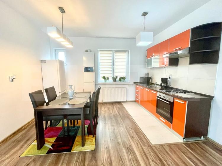 Duplex cu 5 camere cu Canalizare în Iris