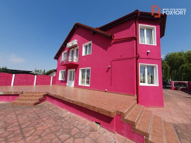 Casă individuală cu 5 camere cu Garaj în Denta
