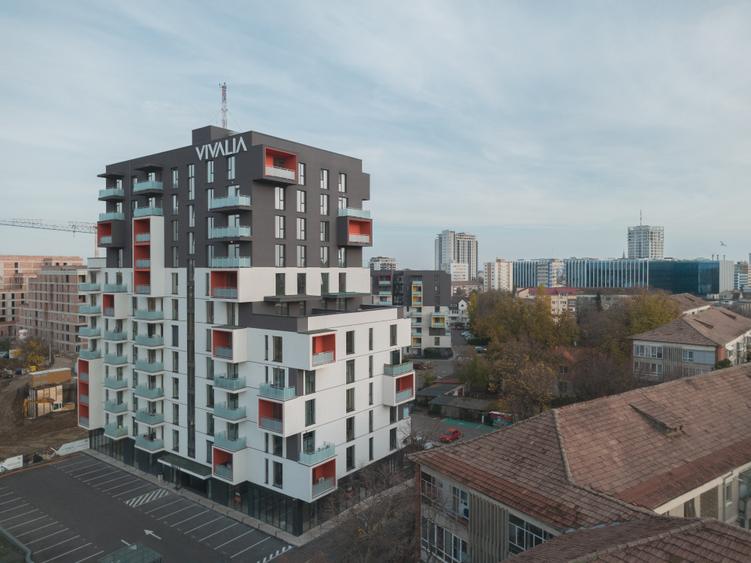 Apartament cu 2 camere semidecomandat în Tipografilor