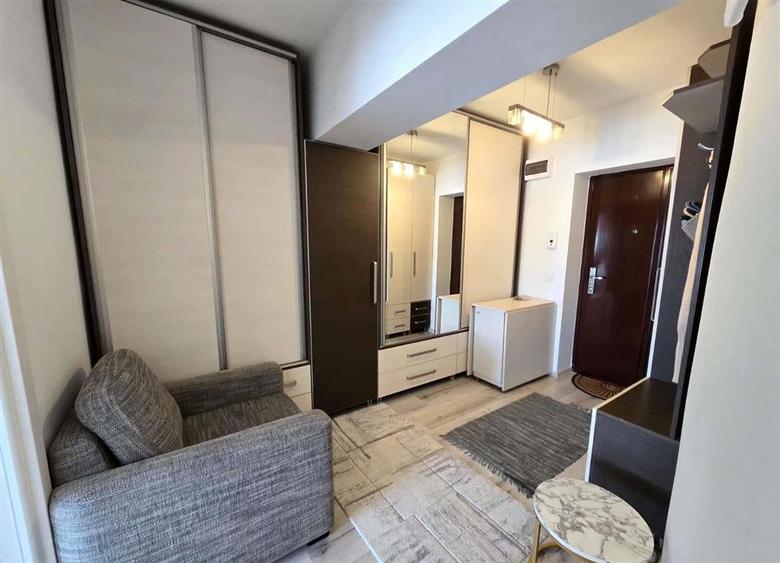 Apartament cu 2 camere decomandat, mobilat în Universității