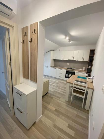 Apartament cu 2 camere decomandat în Valea Lupului
