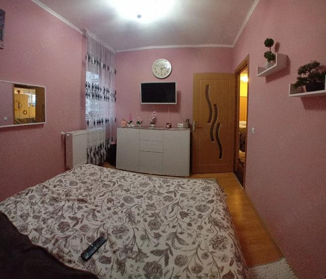 Apartament cu 2 camere semidecomandat în Iris