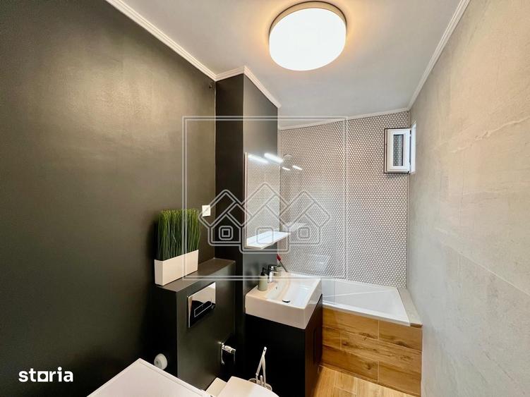 Apartament cu 2 camere decomandat în Calea Dumbrăvii