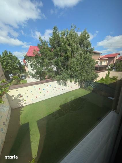 Casă cu 5 camere cu Teren 100 Mp în Drumul Taberei