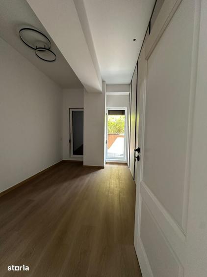 Apartament cu 4 camere în Central