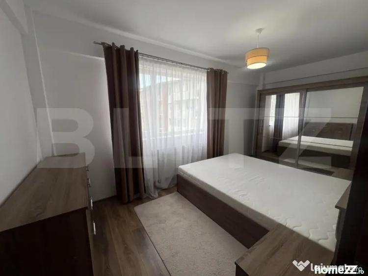 Apartament cu 3 camere semidecomandat în Florești