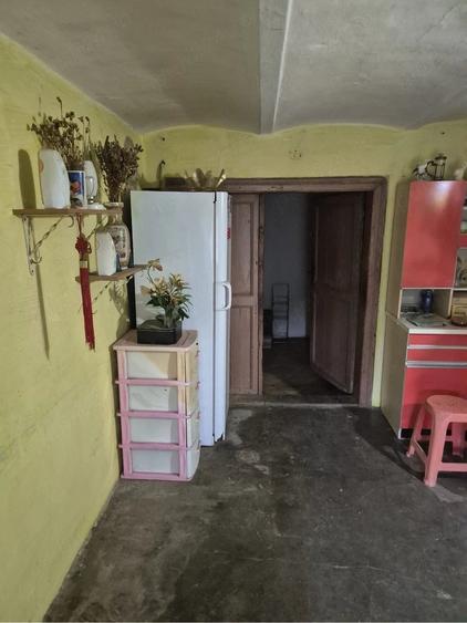 Casă cu Teren 1300 Mp în Central