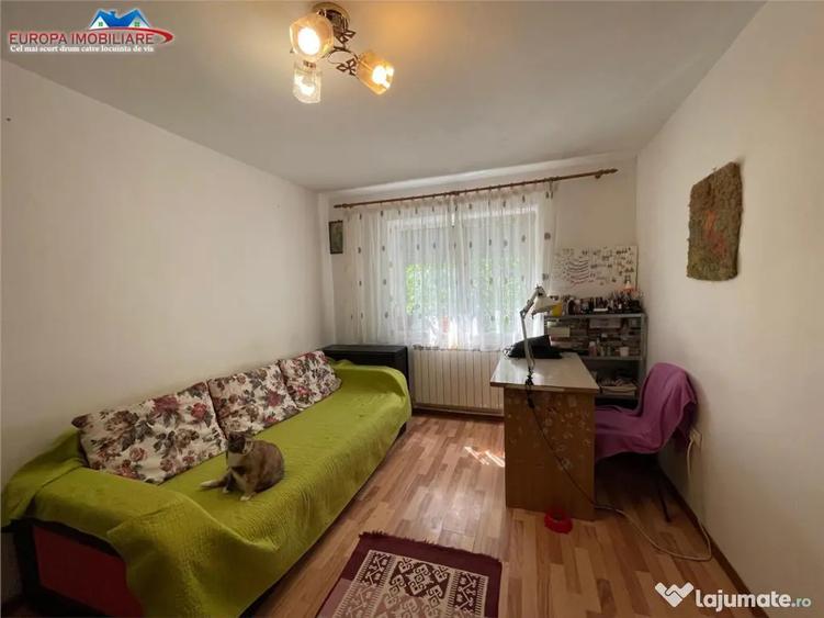 Apartament cu 2 camere semidecomandat în 23 August