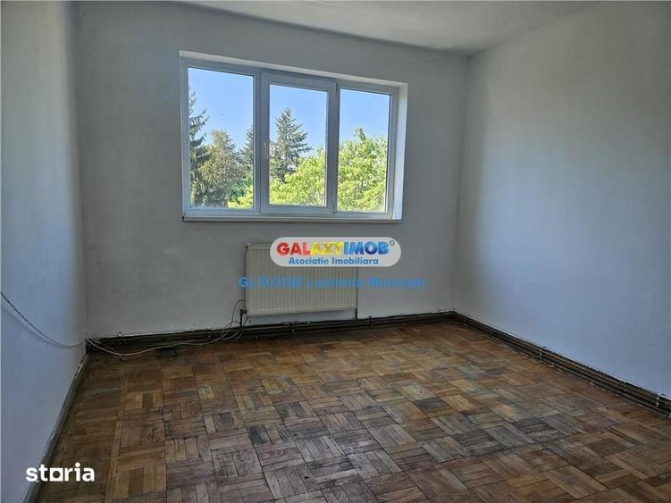 Vanzare apartamement 4 camere Targoviste Aleea Trandafirilor - 9