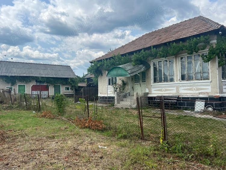 Casă cu 3 camere în Copăceni