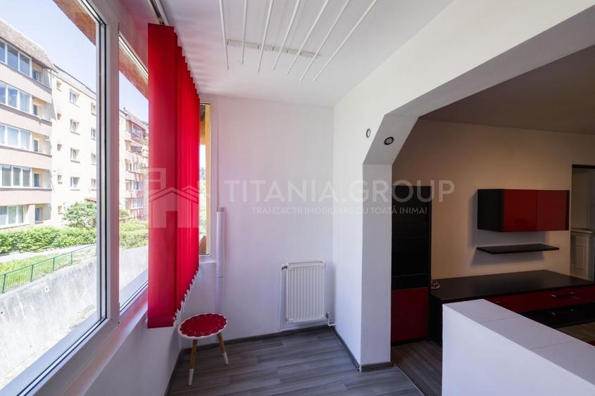 Apartament cu 3 camere decomandat, mobilat în Răcădău