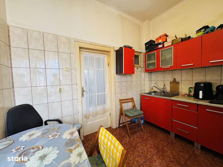 Apartament cu 3 camere în Tineretului