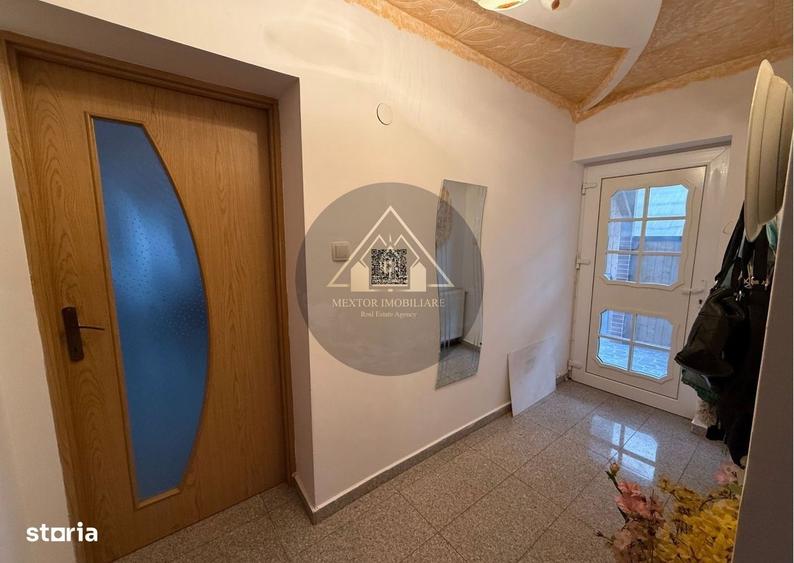 Casă cu 3 camere în Central