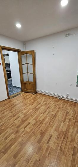 Apartament cu 2 camere decomandat în Mărăței