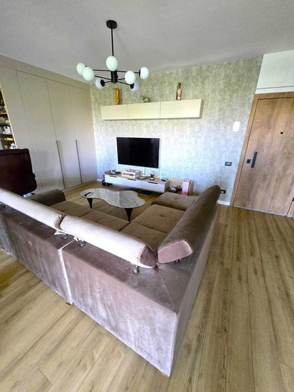 Apartament cu 2 camere decomandat în Doamna Ghica