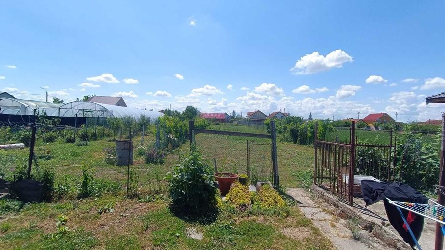Casă cu 3 camere în Gherța Mică