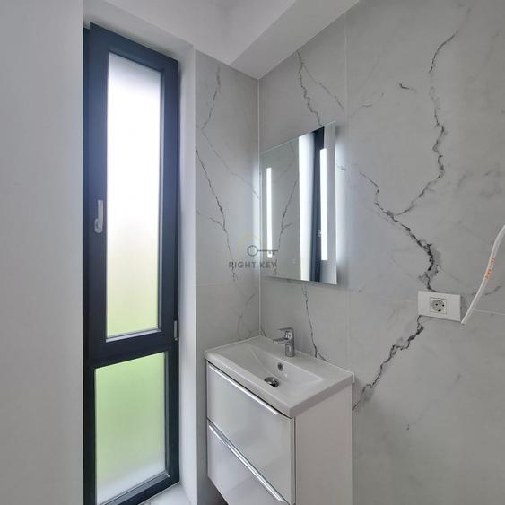Duplex cu 5 camere cu Canalizare în Otopeni