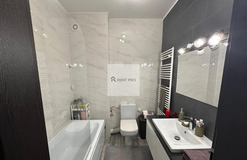 Apartament cu 3 camere decomandat, mobilat în Politehnica