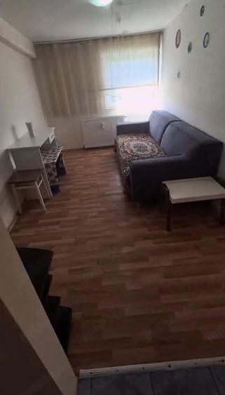 Apartament cu 2 camere semidecomandat în Abator