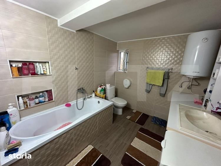 Casă cu 4 camere cu Teren 1543 Mp în Teaca