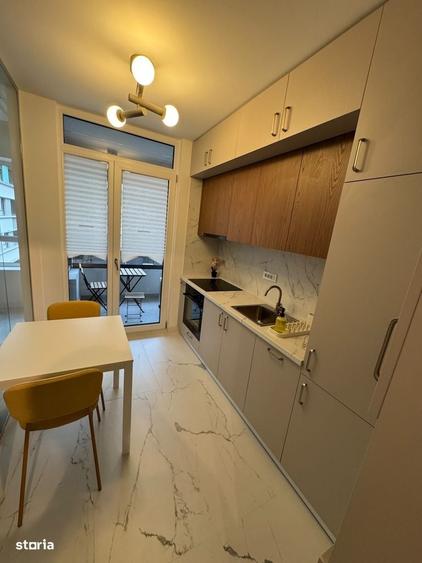Apartament cu 2 camere decomandat în Jiului