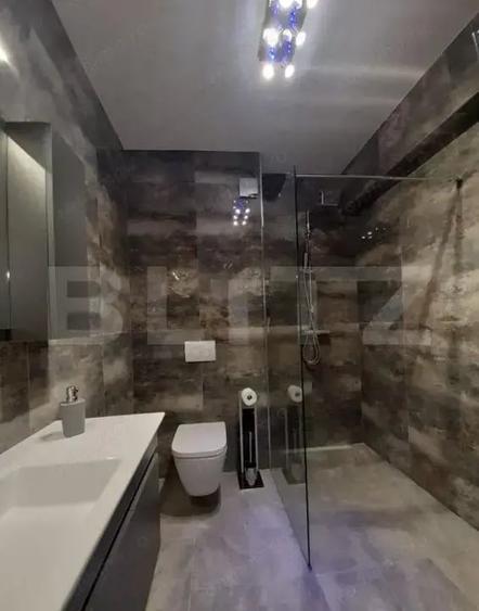 Apartament cu 3 camere decomandat în Livezeni