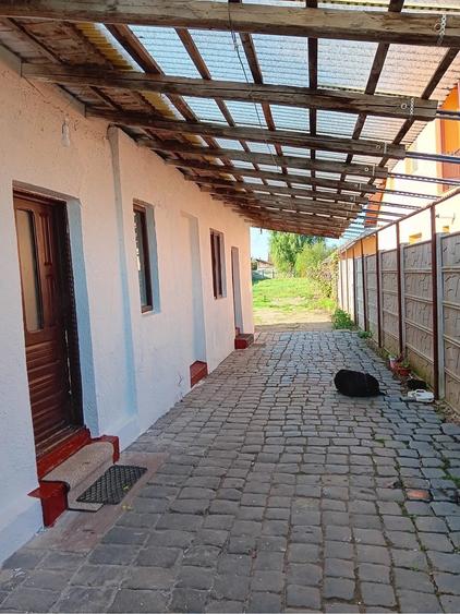 Casă cu 3 camere cu Teren 1152 Mp în Central