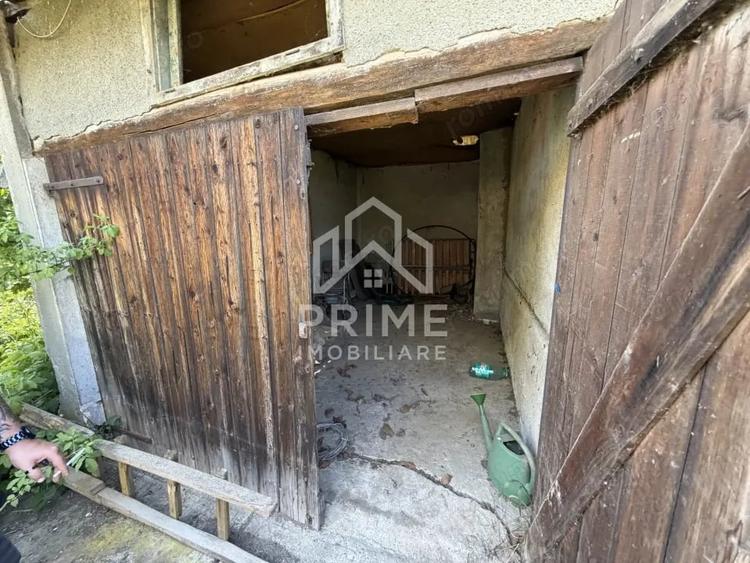 Casă cu 2 camere cu Teren 1032 Mp în Tău