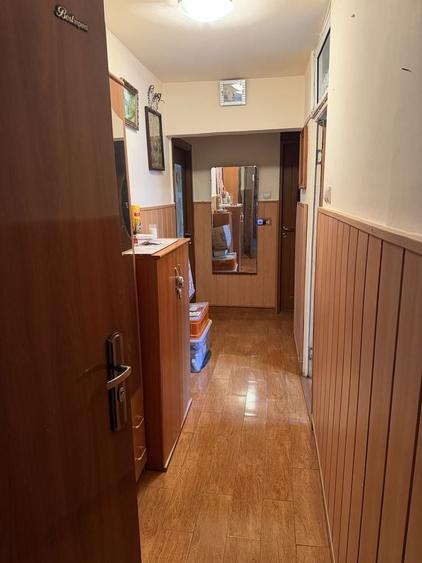 Apartament cu 2 camere decomandat în Astra