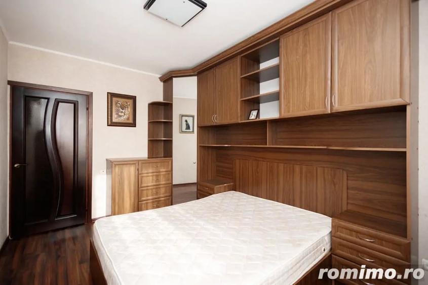 Apartament cu 2 camere decomandat în Complex Studențesc