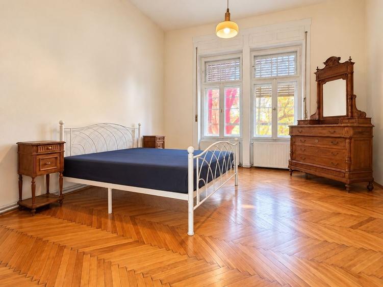 Apartament cu 2 camere semidecomandat în Sinaia